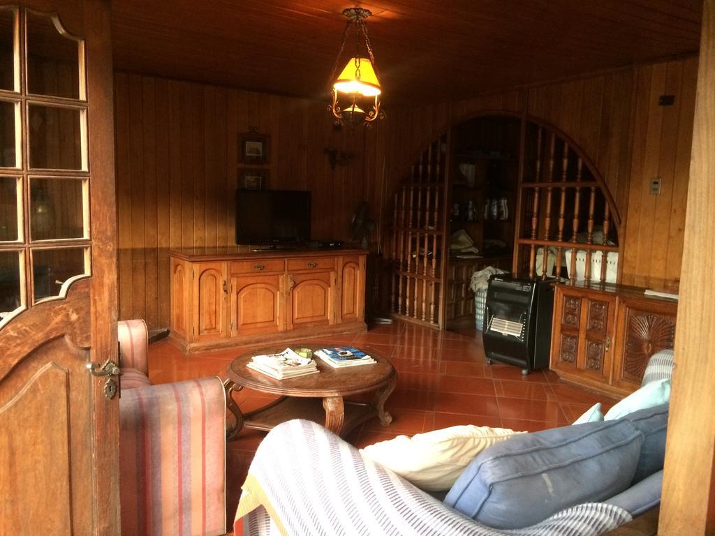 Hostel Hostal El Parron Rancagua Zewnętrze zdjęcie